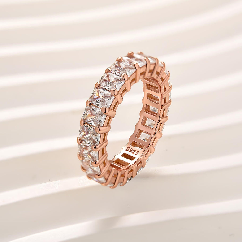 Velirella Elegant Radiant Cut Women's Wedding Band In Brass - Velirellajewelry