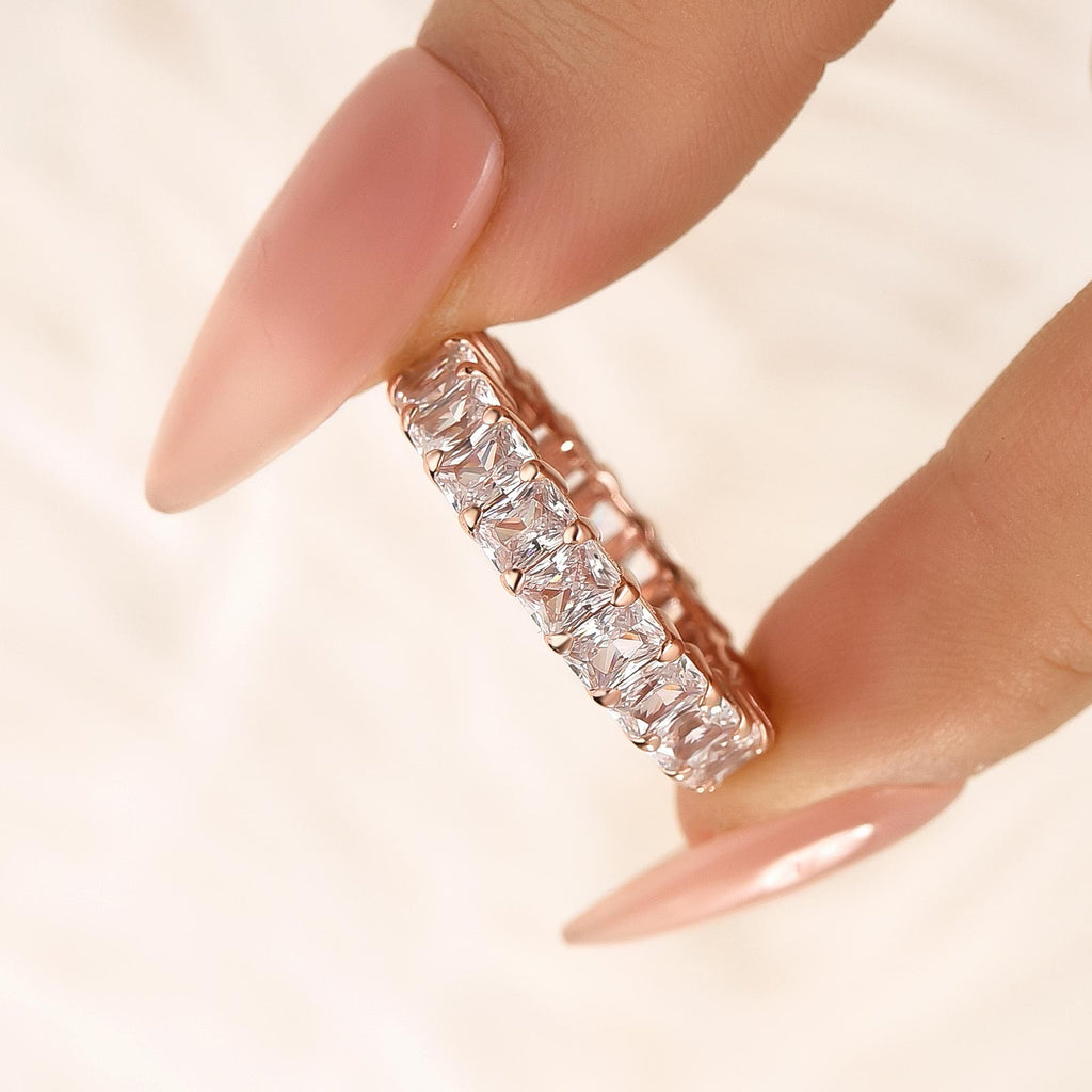 Velirella Elegant Radiant Cut Women's Wedding Band In Brass - Velirellajewelry
