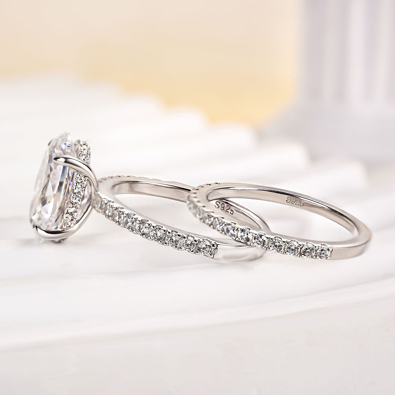 4.0 Carat Oval Cut Wedding Ring Set With Classic Half Wedding Band - Velirellajewelry