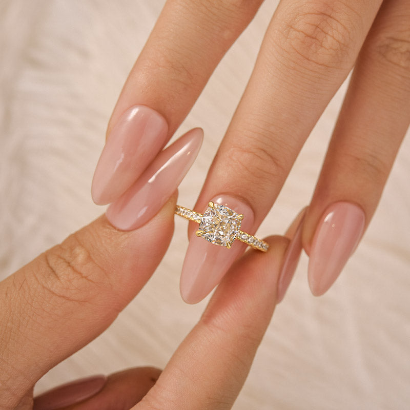 Velirella 2~2.5 Carat Cushion Cut White Sapphire Women's Engagement Ring - Velirellajewelry