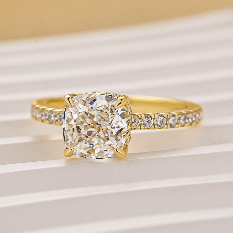 Velirella 2~2.5 Carat Cushion Cut White Sapphire Women's Engagement Ring - Velirellajewelry