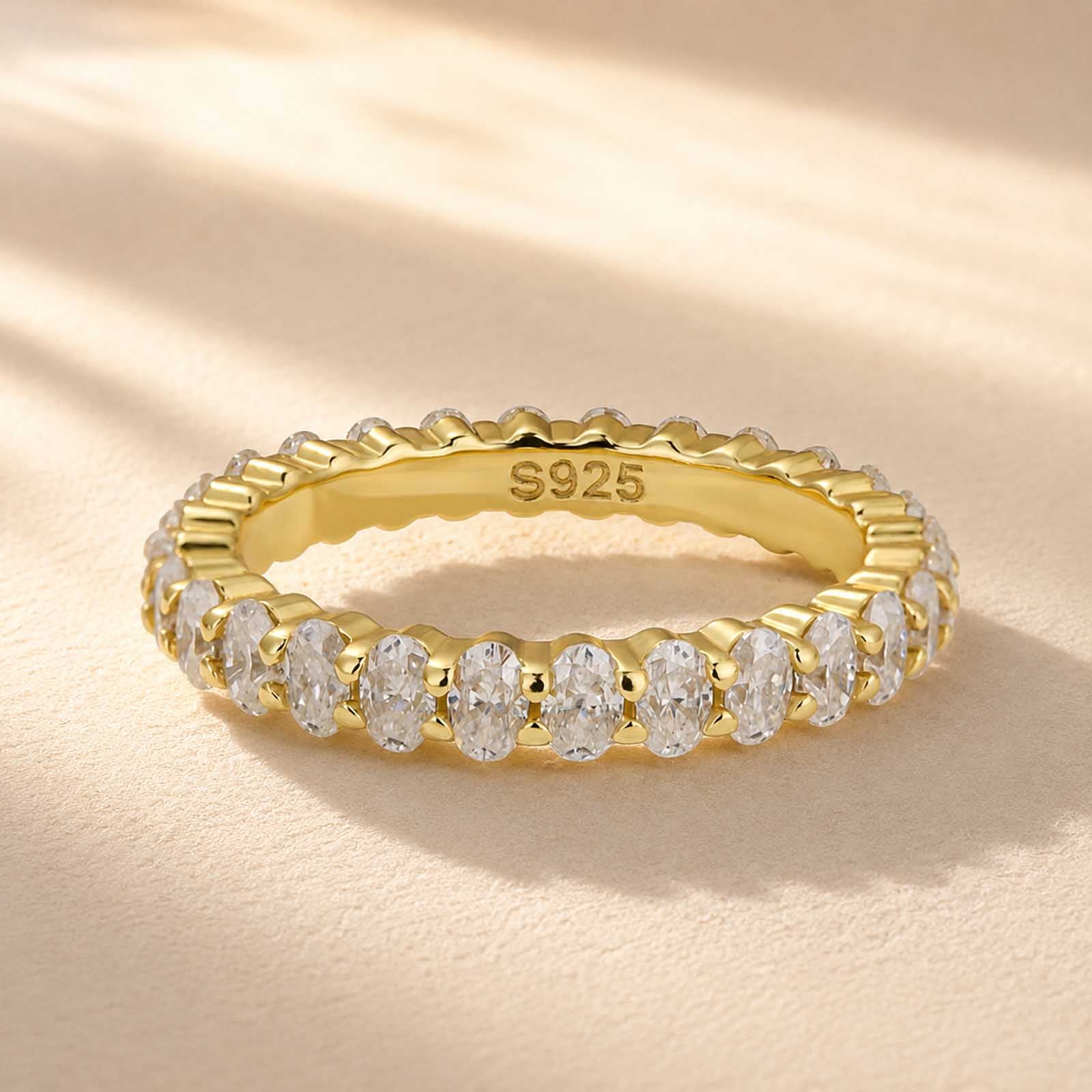 Brass 3 Ct Oval Cut Simulated Diamond Wedding Band Ring For Women In Brass